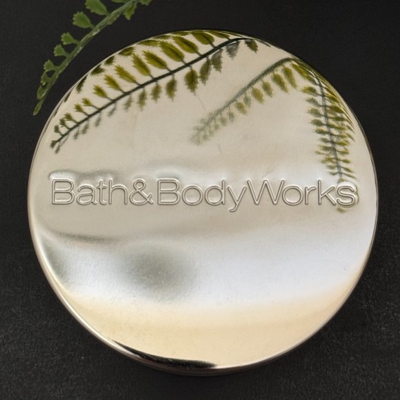 BBW White Velvet Coconut Bath & Body Works 3 Wick Candle - Picture 8 of 10